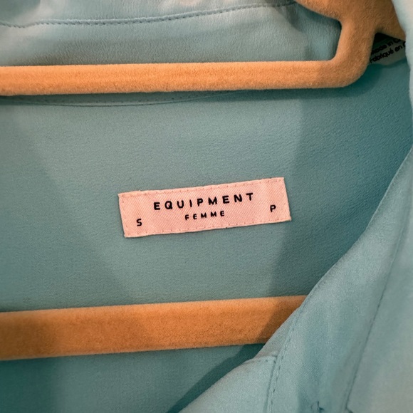 Blue silk button down - Picture 3 of 5